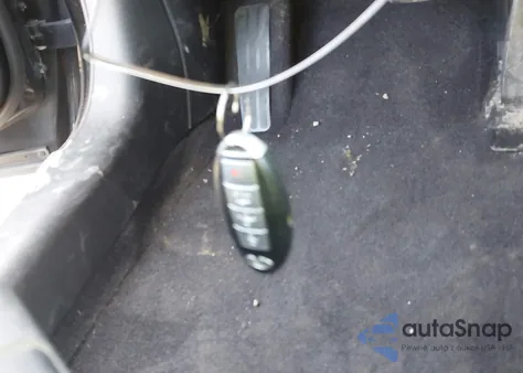 2015 Infiniti Q60 из США, поврежденный, VIN JN1CV6FE9FM811188